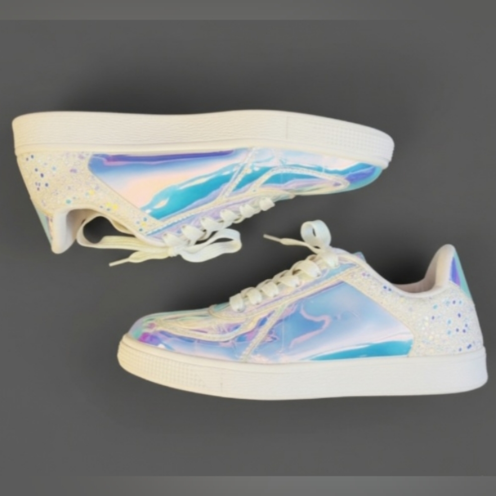 ​FOREVER HOLOGRAM / GLITTER SNEAKERS, SIZE 8.5. SHIMMERING & CHIC.